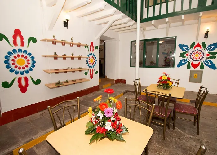 Plaza Nazarenas Hotel 3*