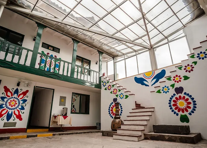 Hotel Plaza Nazarenas 3*