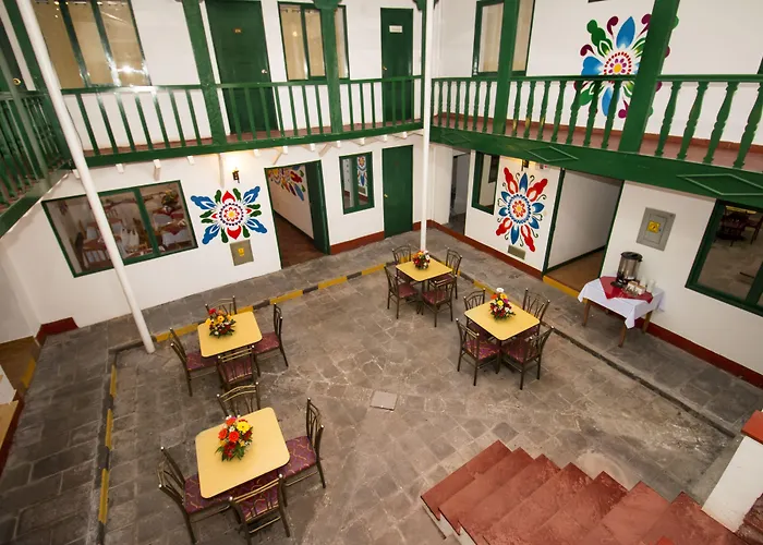 ホテル Plaza Nazarenas