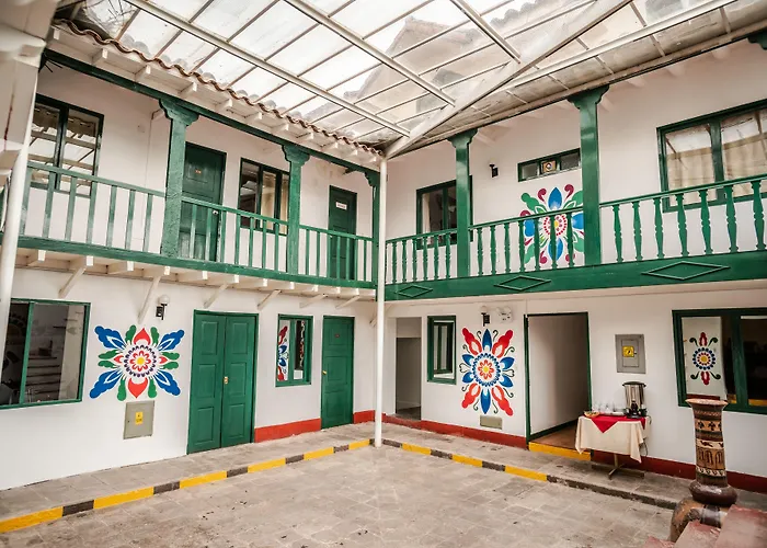 Hotel Plaza Nazarenas