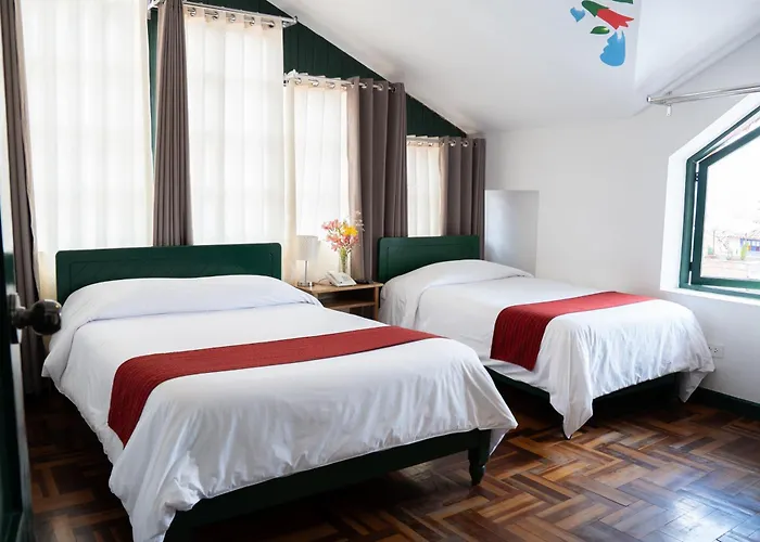 Plaza Nazarenas Hotel 3*